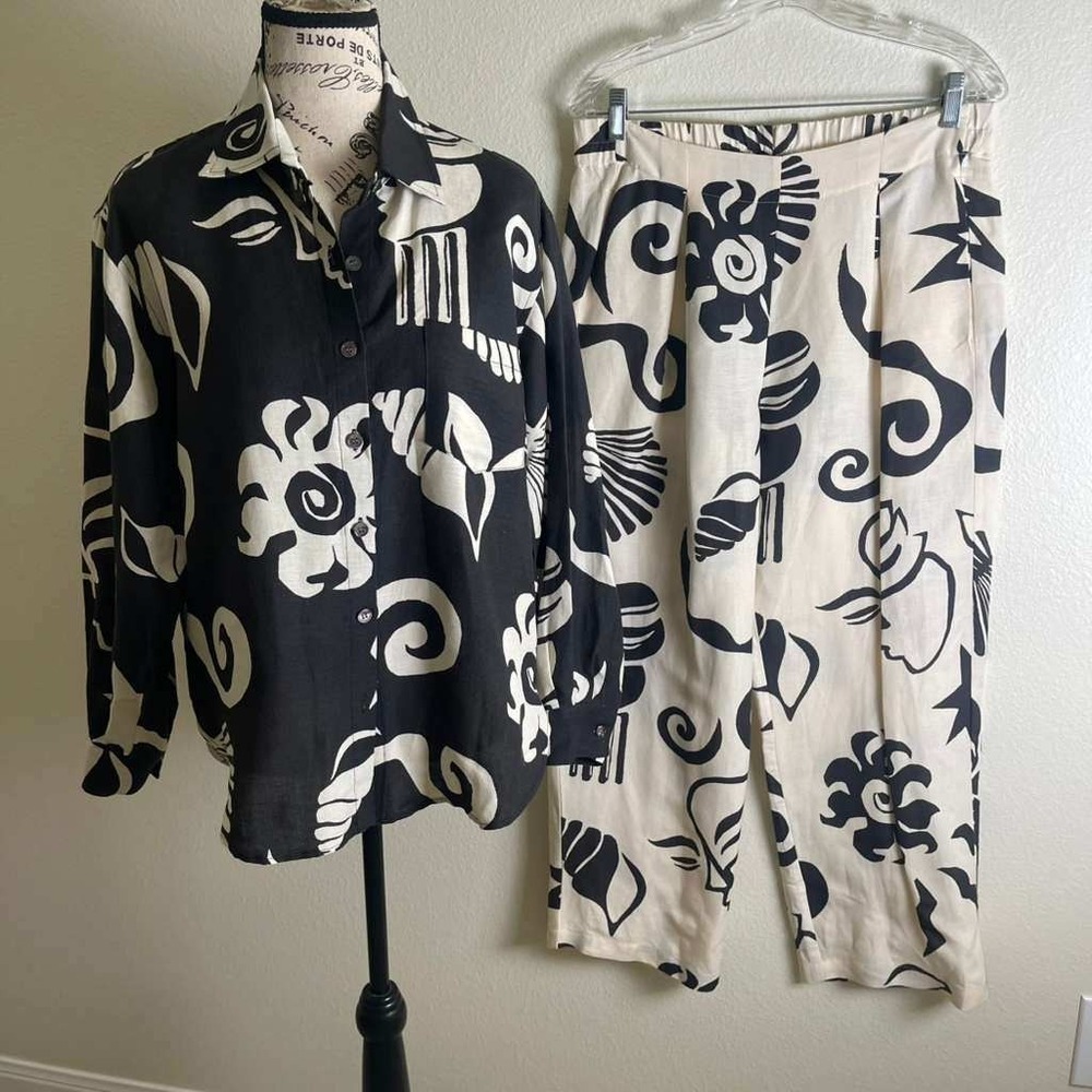 Untitled in Motion Black Cream Abstract Shell Print Linen Shirt and Pants Set XS